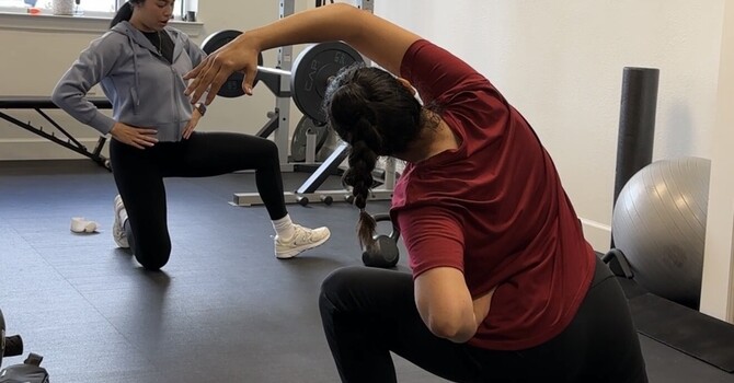 Diástasis Abdominal Después del Parto: Cómo Saber Si La Tienes y Qué Hacer
